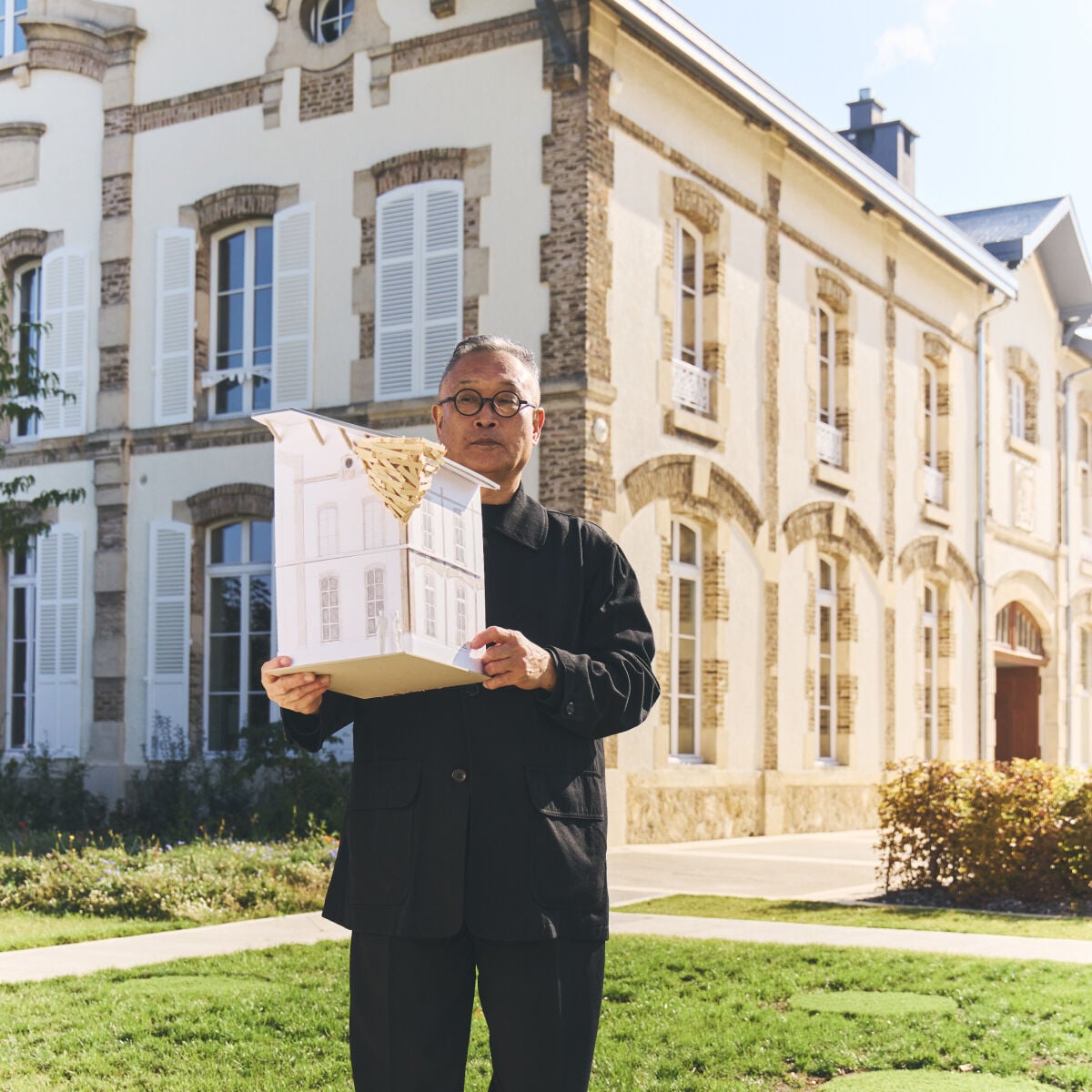 Image without a name