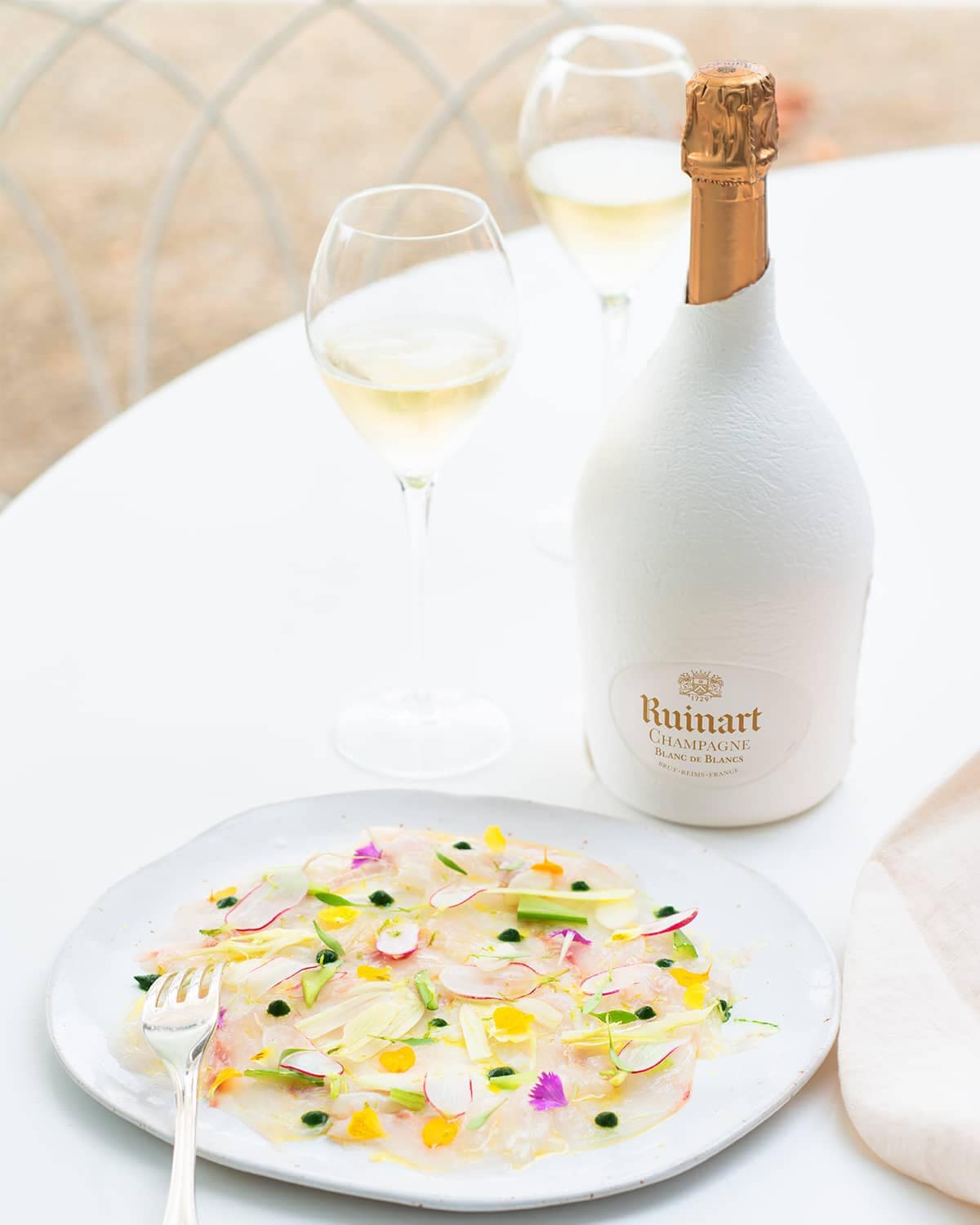 Bouteille Dom Ruinart Blanc de Blancs 2010 étui crayères